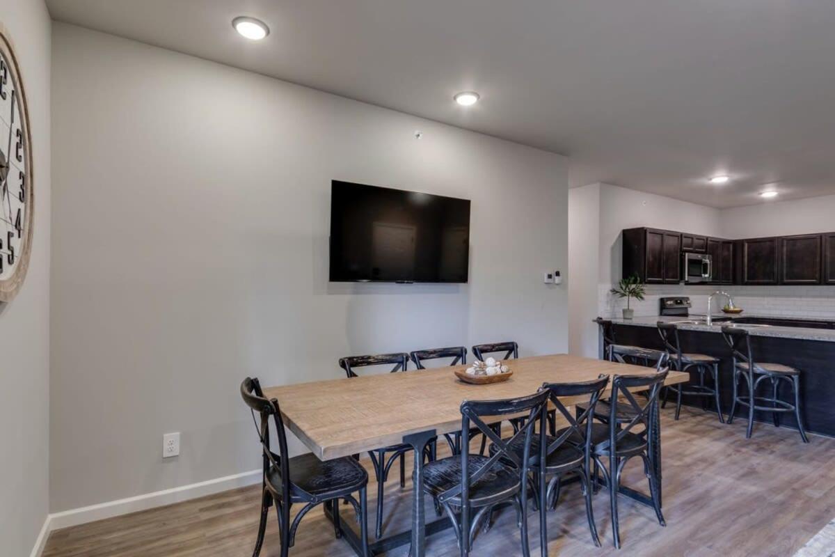 New Const Sleeps 6 Pool - Close To Pkwy Pigeon Forge Εξωτερικό φωτογραφία