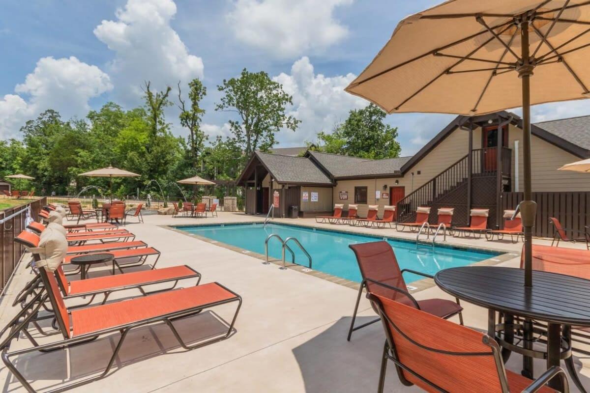 New Const Sleeps 6 Pool - Close To Pkwy Pigeon Forge Εξωτερικό φωτογραφία